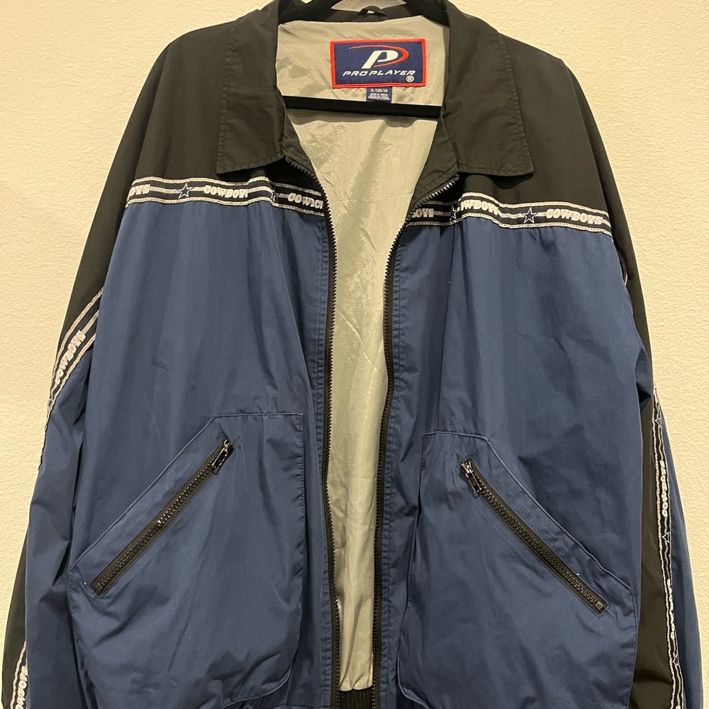 Pro Player Men's Blue and Black Windbreaker